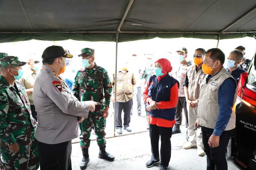 Gunakan Sistem Drive Thru, Kendaraan Keluar Masuk Madura Kini Wajib